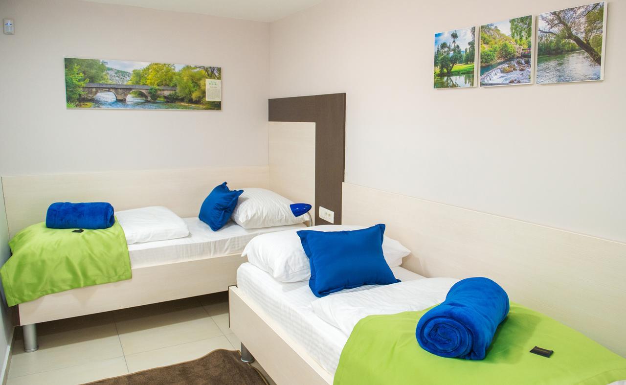 מוסטר Five Rivers Rooms מראה חיצוני תמונה