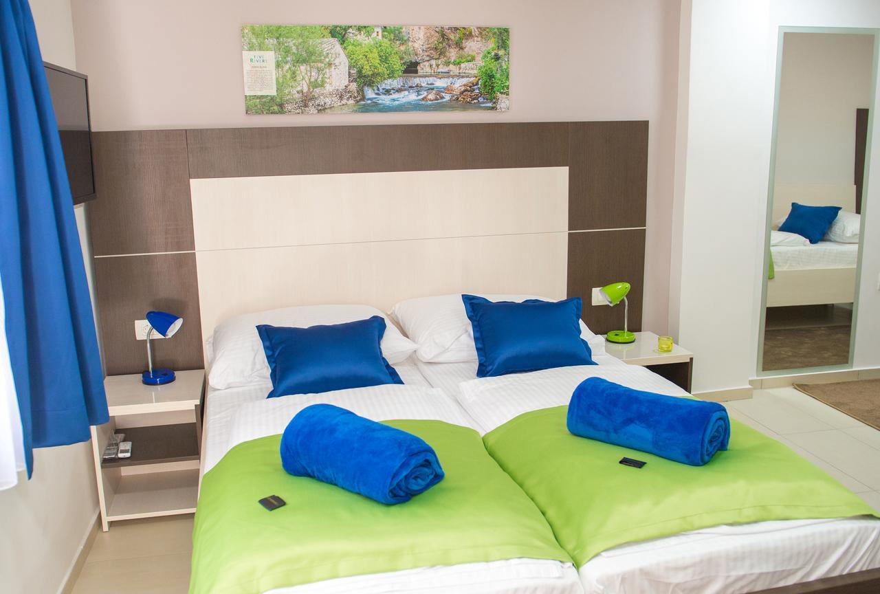 מוסטר Five Rivers Rooms מראה חיצוני תמונה